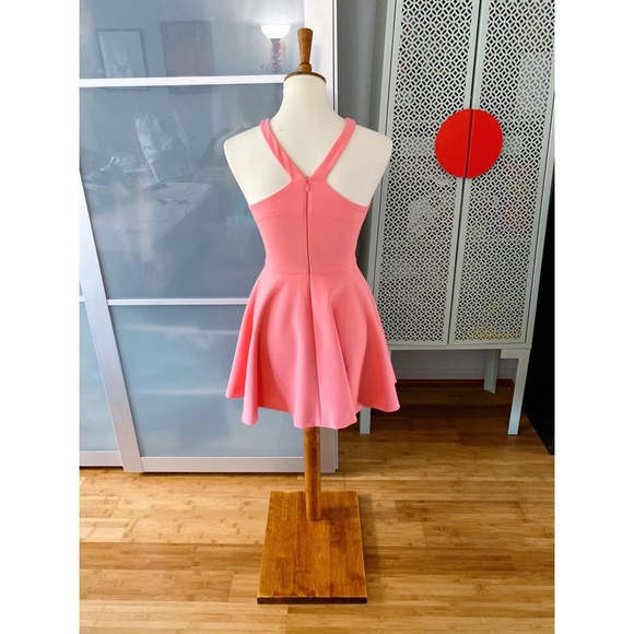 Elizabeth and James Sonya Dress in Apricot - Picture 2 of 10